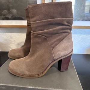 Vince Camuto VC-Parker Booties
